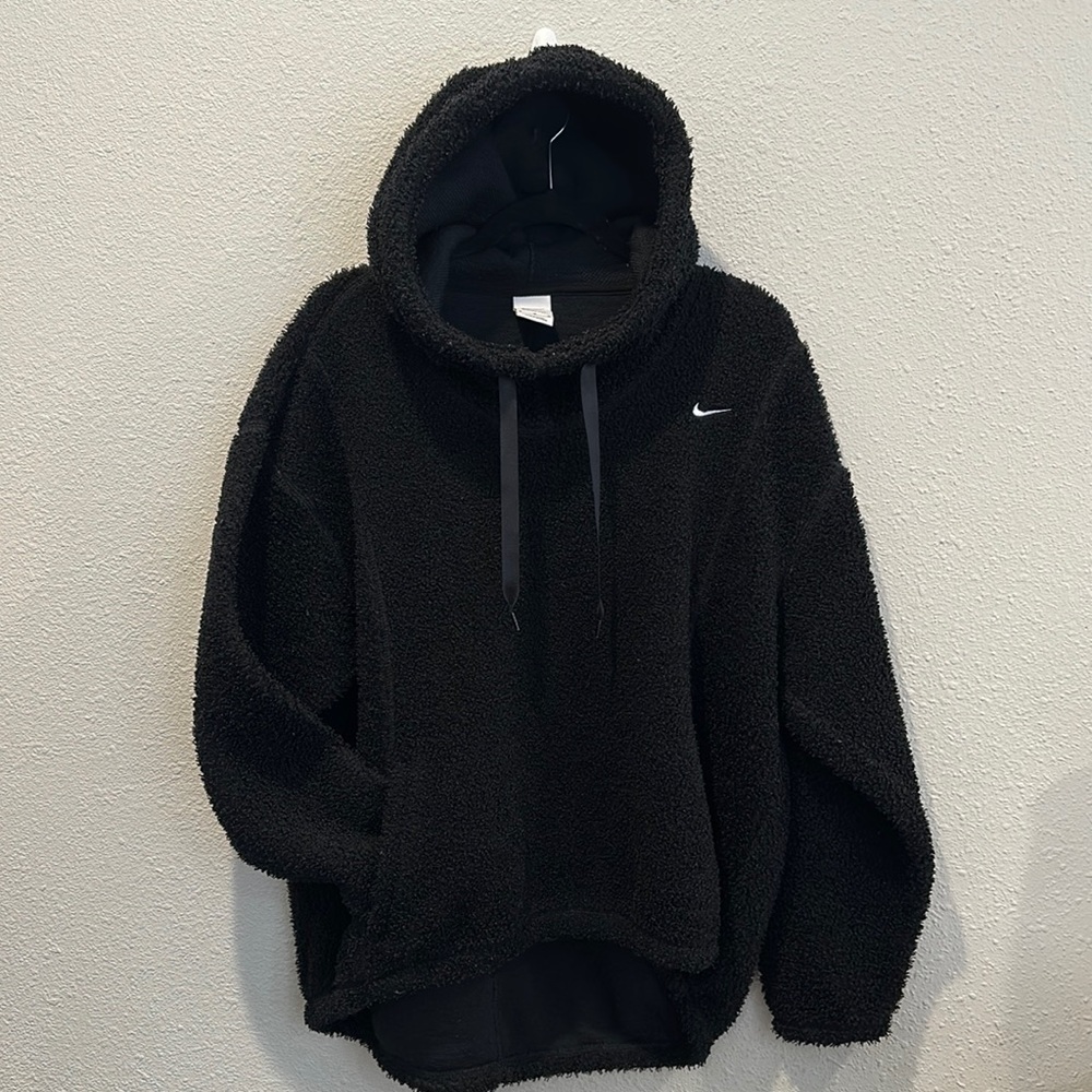 Nike Therma-Fit Hoodie